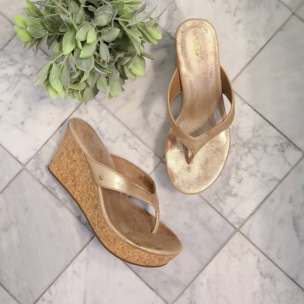 Ugg Natassia Cork Wedge Flip Flop Sandals Metallic Gold 7.5